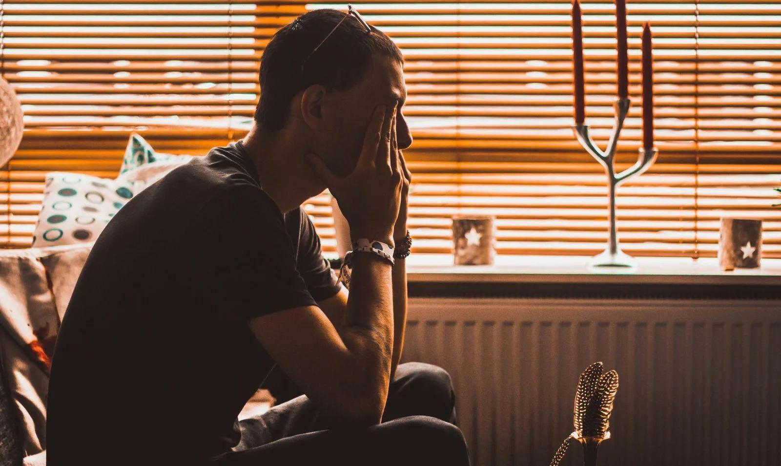 When Is Young Adult Secrecy More Than Growing Independence? Warning Signs Parents Shouldn’t Ignore